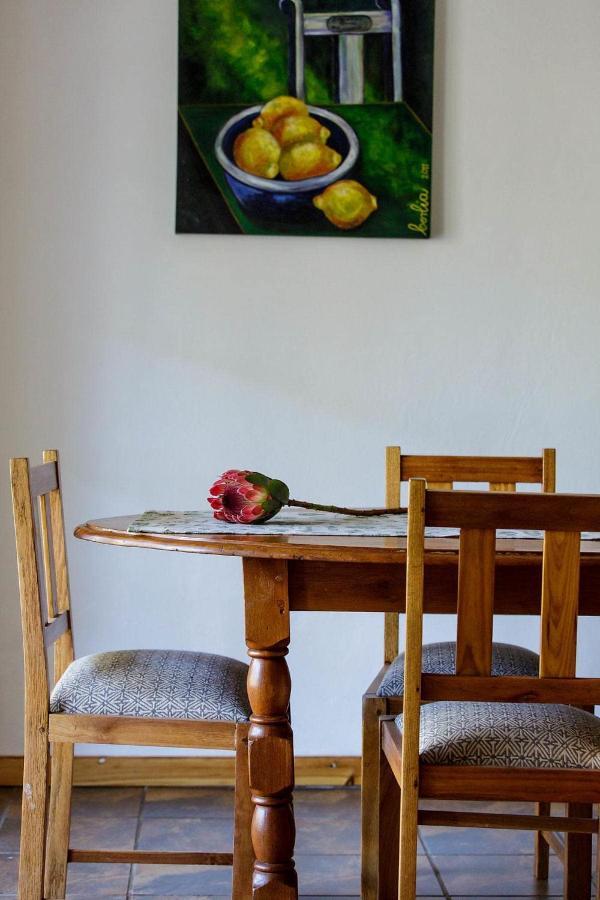 Blue Lily Retreat Bed & Breakfast Matjiesrivier  Ngoại thất bức ảnh