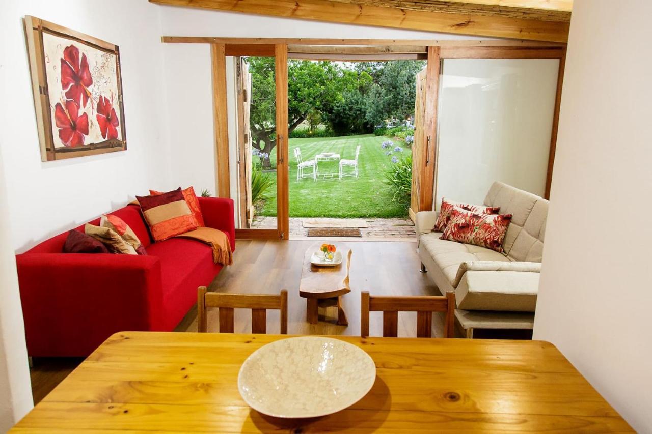 Blue Lily Retreat Bed & Breakfast Matjiesrivier  Ngoại thất bức ảnh