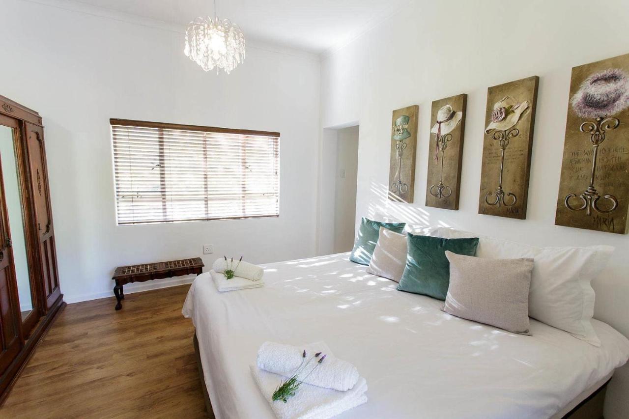 Blue Lily Retreat Bed & Breakfast Matjiesrivier  Ngoại thất bức ảnh
